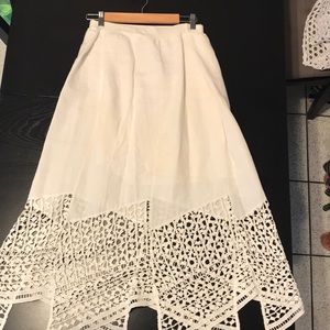 White linen skirt with crochet bottom